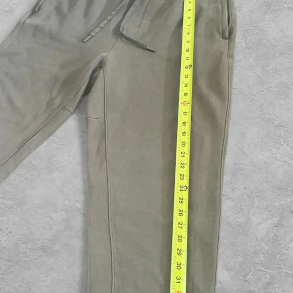 Lululemon Steady State Cropped Raw Hem Sweatpants M
